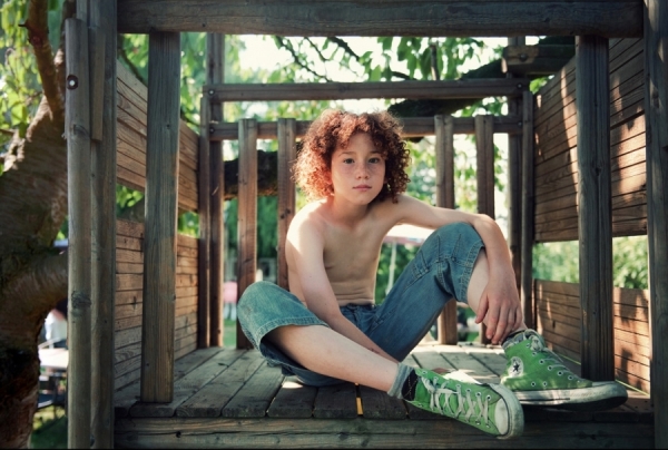 Photograph Kris Van De Vijver The Boy In The Tree on One Eyeland